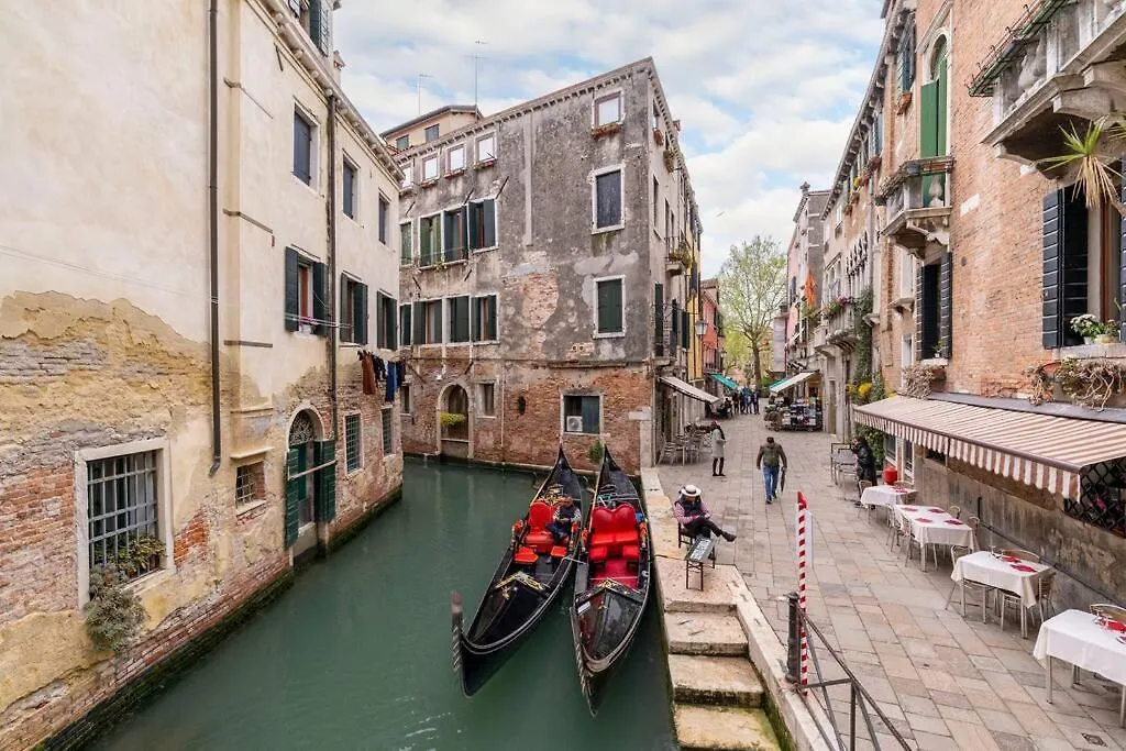 Appartamento Loft San Stae 18.27 Venezia